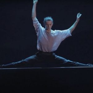 Video: Watch the Trailer for PASSENGERS at Seattle Rep