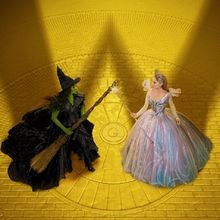 Photo: WICKED: FOR GOOD Unveils New Poster Echoing Original Teaser