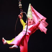 Review: GIFFORDS CIRCUS: AVALON, Chiswick House and Gardens