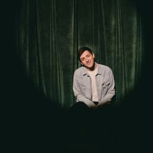 Alex Edelman to Host The 39th Artios Awards New York Ceremony