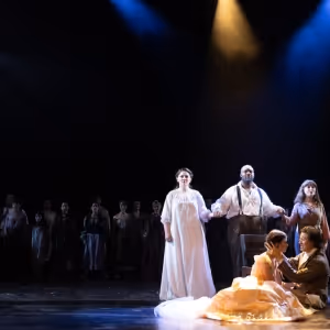 Review: LES MISERABLES at Uptown Music Theater At Deerfield Performing Arts Center