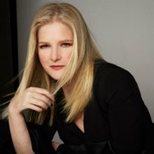 BWW Review: Wendy Scherl is Stunning in TOWN AND COUNTRY at the Laurie Beechman Theat