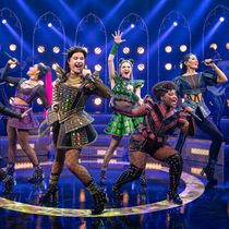 Review: SIX at Des Moines Performing Arts