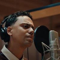 Video: Watch Sky Lakota-Lynch Sing 'Stay Gold' from THE OUTSIDERS Video