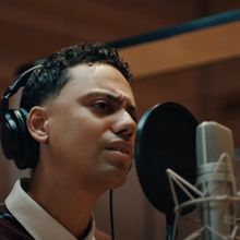 Video: Watch Sky Lakota-Lynch Sing 'Stay Gold' from THE OUTSIDERS