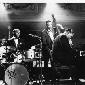 Two Lions/Mack Avenue Records Release 'Con Alma: The Oscar Peterson Trio - Live in Lugano, 1964'