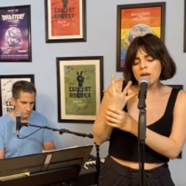 VIDEO: Krysta Rodriguez Sings and Signs from SPRING AWAKENING - UK Regional Theater Video