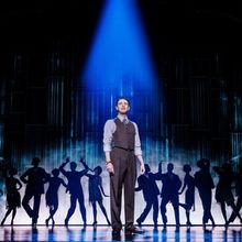 Review: THE GREAT GATSBY at National Theatre