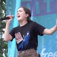 Video: Broadway In Bryant Park Continues With DEATH BECOMES HER, JUST IN TIME and Mor
