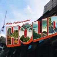 VIDEO: Kevin Pollack Premieres 'Holiday' Music Video