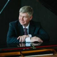 Renowned Pianist Ian Hobson To Perform Robert Schumann SONATA FORMS At Tenri Cultural Interview