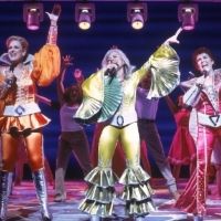 VIDEO: Watch a MAMMA MIA! Reunion on Stars in the House- Live at 8pm!