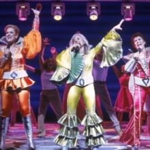 VIDEO: Watch a MAMMA MIA! Reunion on Stars in the House- Live at 8pm!