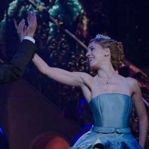 TV: El elenco de CENICIENTA deslumbra en la presentación en el Coliseum de Madrid