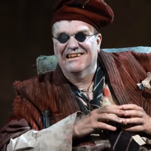 Review: ENDGAME, Starring Douglas Hodge, Theatre Royal Bath