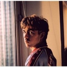Declan McKenna Debuts New Single 'My House'