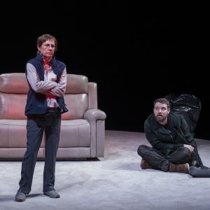 Review Roundup: LITTLE BEAR RIDGE ROAD Starring Laurie Metcalf Opens at Steppenwolf