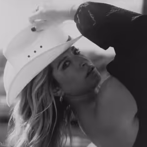 Rising Country Artist Madison Olivia Opens For Parmalee