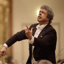 Semyon Bychkov to Return to the New York Philharmonic to Conduct Dessner, Strauss, &…