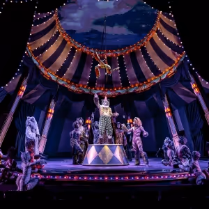 Exclusive: Inside Paramount’s Circus-Inspired Production of CATS