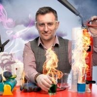 Edinburgh 2022: Review: MARK THOMPSON'S SPECTACULAR SCIENCE SHOW, Gilded Balloon at…