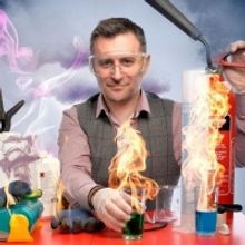Edinburgh 2022: Review: MARK THOMPSON'S SPECTACULAR SCIENCE SHOW, Gilded Balloon at t