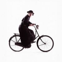 BWW Feature: ANGELA SCHIJF SPEELT HOOFDROL IN DAGBOEK VAN EEN HERDERSHOND at MECC…