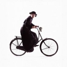 BWW Feature: ANGELA SCHIJF SPEELT HOOFDROL IN DAGBOEK VAN EEN HERDERSHOND at MECC Maa