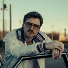 Morgan Wallen, Jelly Roll, & More Receive 2025 CMA Triple Play Awards