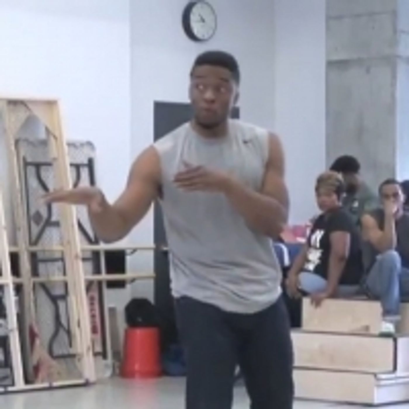 Wake Up With BWW 9/1: Get a Look at THE PROM Film Cast on Set, and More!  Image