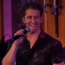 Videos: Matthew Morrison Sings GLEE Medley & More at 54 Below