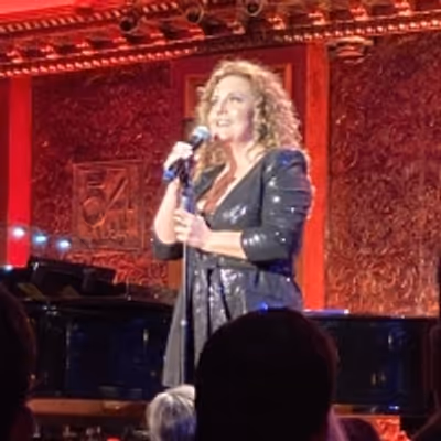 Review: You Are in Fine Company with JENNIFER SIMARD: CAN I GET YOUR NUMBER? at 54 Below