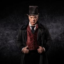 Australian TV Star Erik Thomson to Play Scrooge in A CHRISTMAS CAROL This Festive Sea