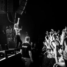 Iggy Pop Shares Live Version of Popular Track 'The Passenger'