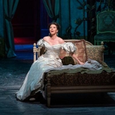 BWW Review: A Marvelous Oropesa is Definitely Not 'Lost' in Met's TRAVIATA