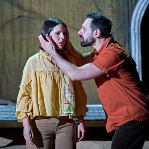 Review: THE BEEKEEPER OF ALEPPO, Theatre Royal Brighton