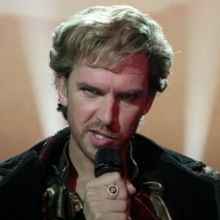 VIDEO: Watch Dan Stevens Perform 'Lion of Love' in the Netflix Film EUROVISION SONG…