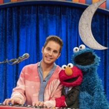VIDEO Ben Platt Sings with Cookie Monster on the NOT-TOO-LATE SHOW