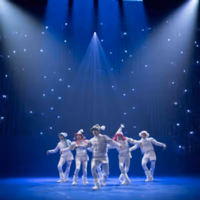 Performers from Cirque Du Soleil's 'TWAS THE NIGHT BEFORE to Visit the Free Library o