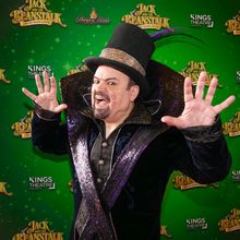 JACK AND THE BEANSTALK To Star Shaun Williamson At Kings Theatre Portsmouth