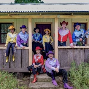 The Wiggles Drop Star-Studded New Country Album Feat. Dolly Parton, Lainey Wilson, &…
