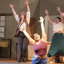 SINGIN' IN THE RAIN to Open at Hackmatack Playhouse
