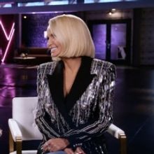 VIDEO: Kristin Chenoweth Advises Ariana Grande on THE VOICE!