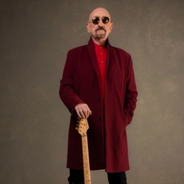 Rock Legend Dave Mason Reveals Untold Stories in New Memoir Photo