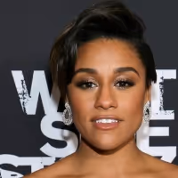 Wake Up With BWW 1/7: Ariana DeBose to Host SNL, Hugh Jackman Returns to THE MUSIC…