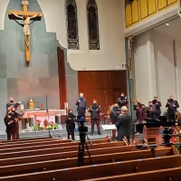 St. Charles Singers To Present CANDLELIGHT CAROLS Free Online