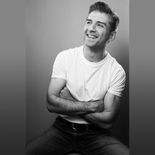 10 Videos To Get Us Joyous About TONY YAZBECK Returning To 54 Below