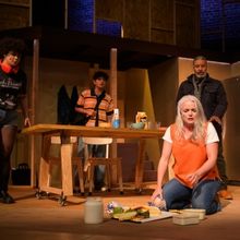 Review: NEXT TO NORMAL at Victoria Theatre