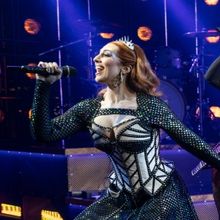 Video: She's Unbreakable- Meet SIX's Kelsie Watts