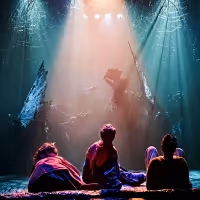 BWW Review: THE OCEAN AT THE END OF THE LANE, Duke Of York's Theatre